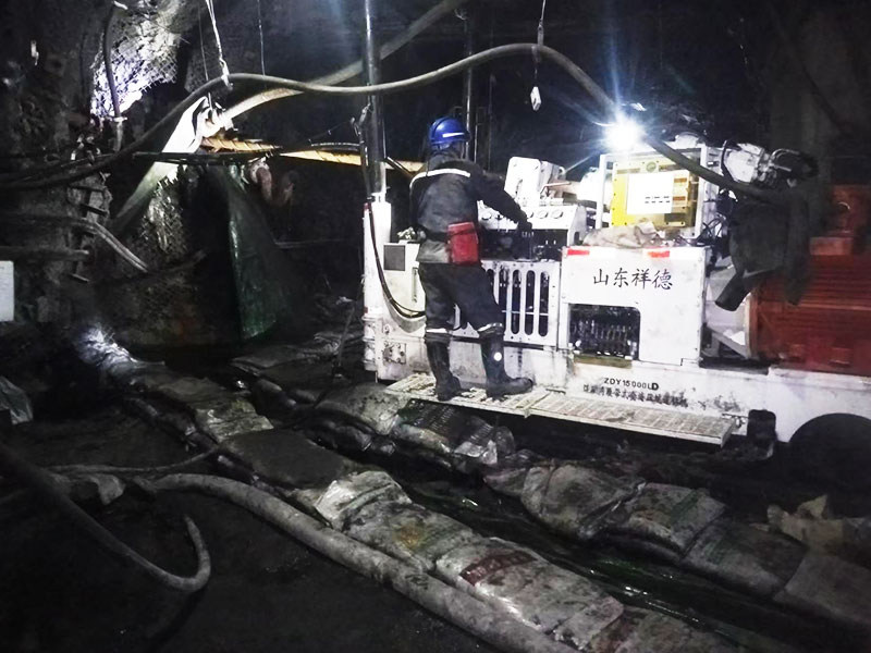 山西潞安集团某矿ZDY15000LD（卧式）型钻机